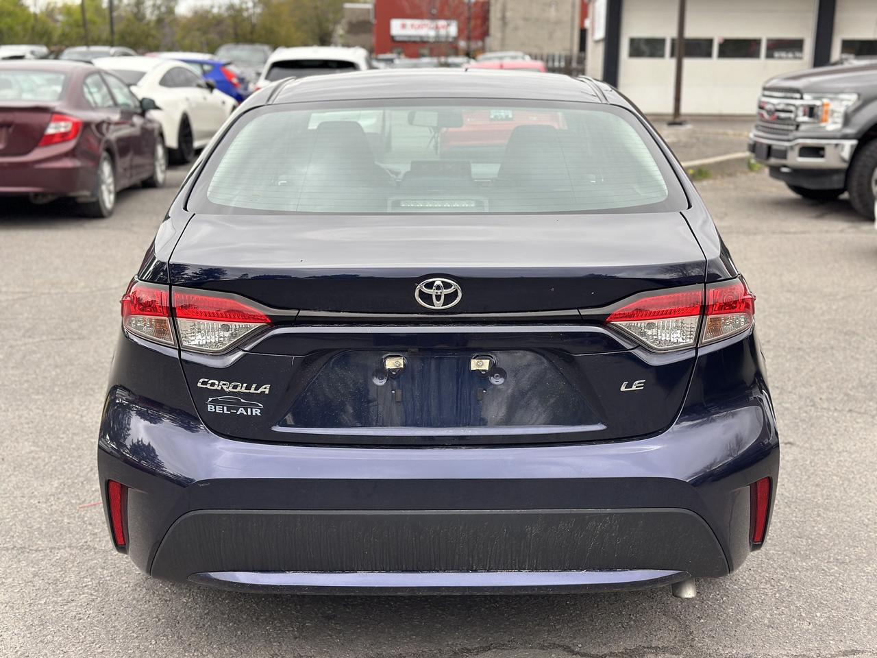2021 Toyota Corolla LE Photo