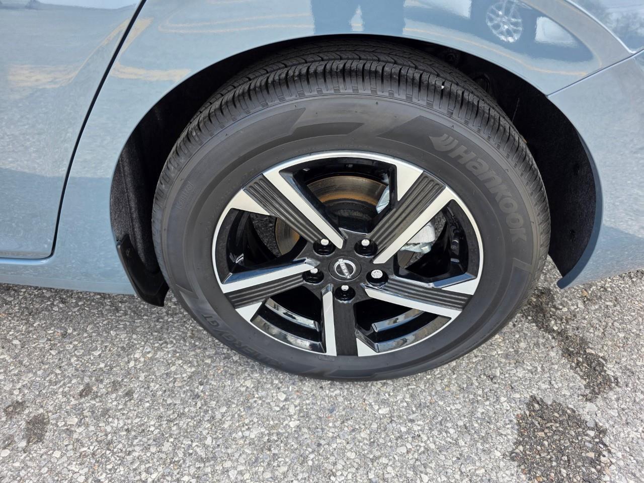 2025 Nissan Sentra SV 4DR SEDAN Photo