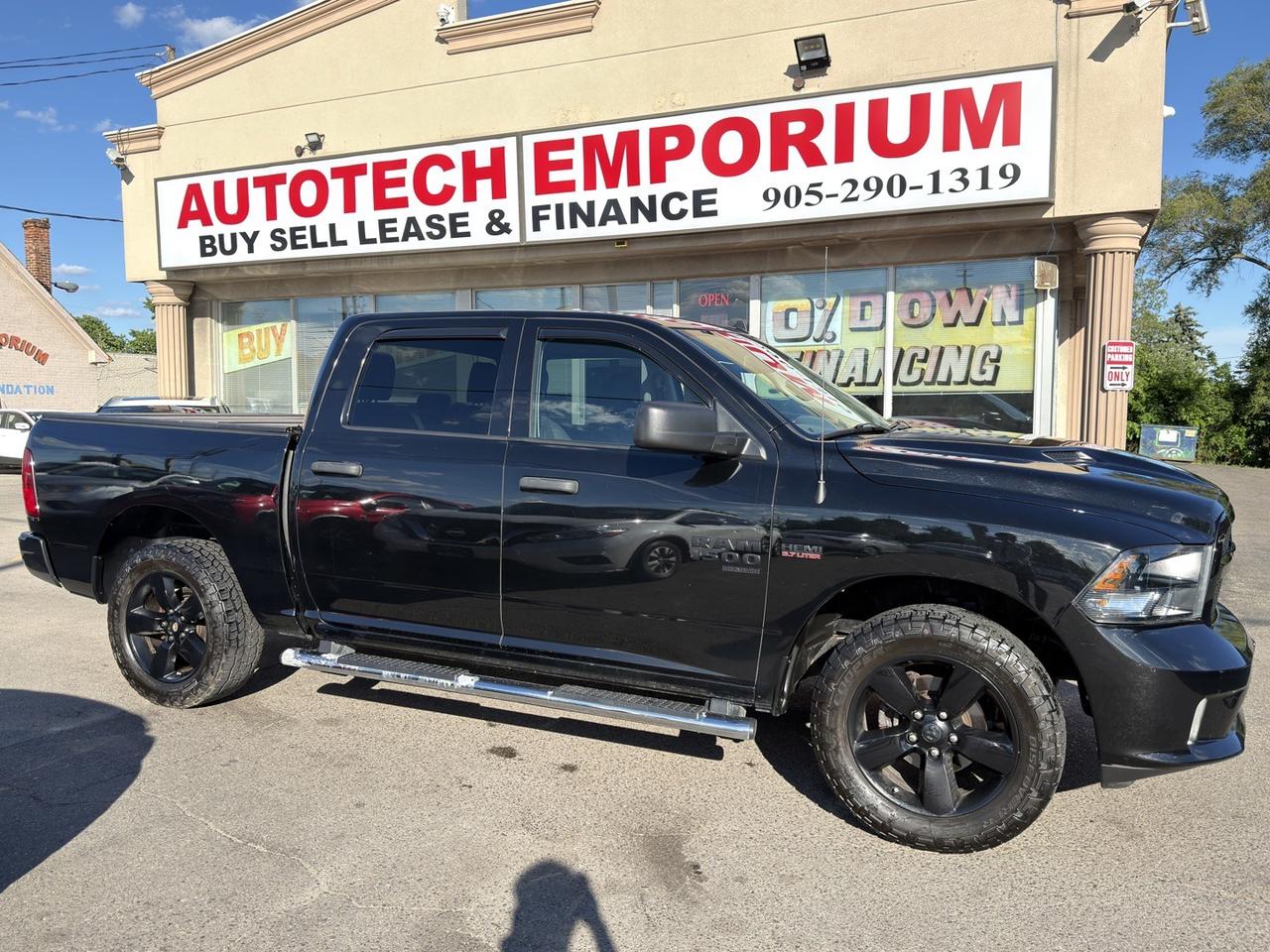 2019 RAM 1500 Classic Express Crew Cab 4X4 HEMI   Reverse Cam Photo
