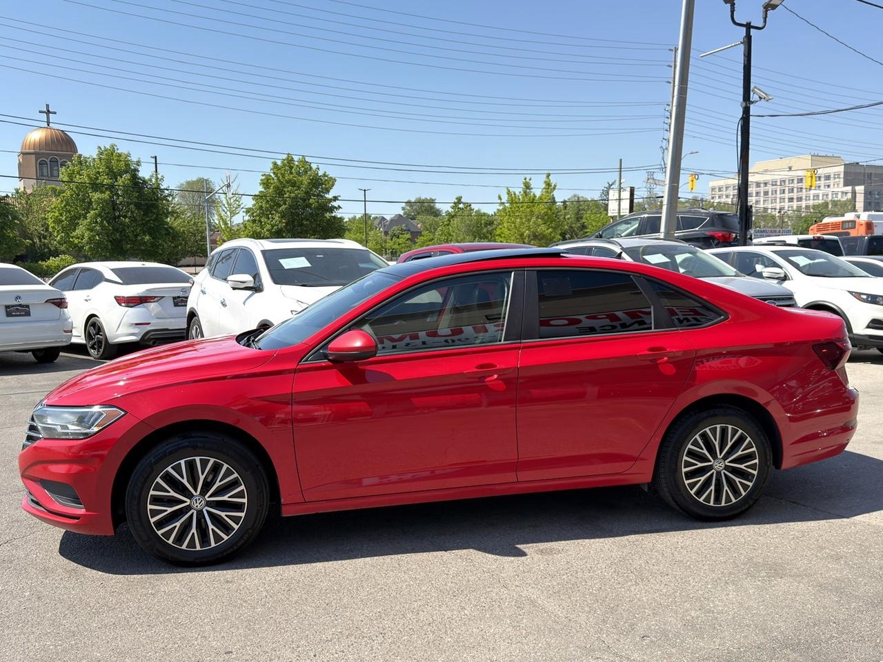 2021 Volkswagen Jetta Highline   Navi   Sunroof   Leather Photo2