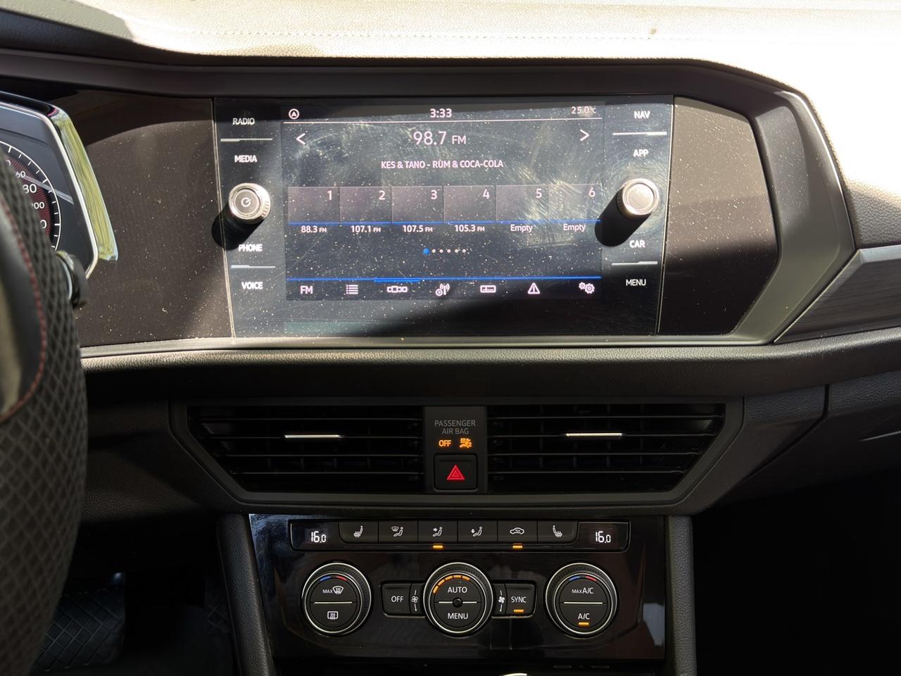 2021 Volkswagen Jetta Highline   Navi   Sunroof   Leather Photo