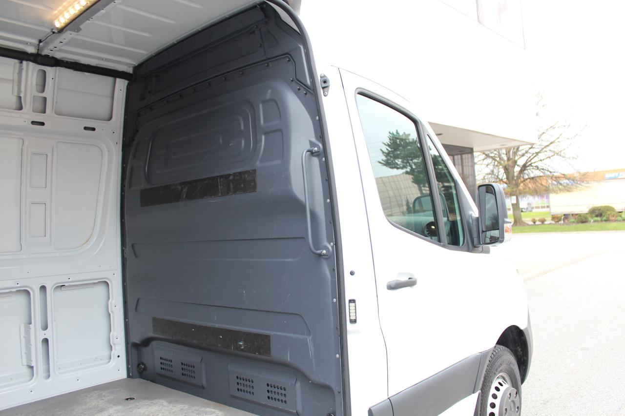 2022 Mercedes-Benz Sprinter 4500 - 177" EXTRA EXTENDED - DUALLYS - DIESEL Photo