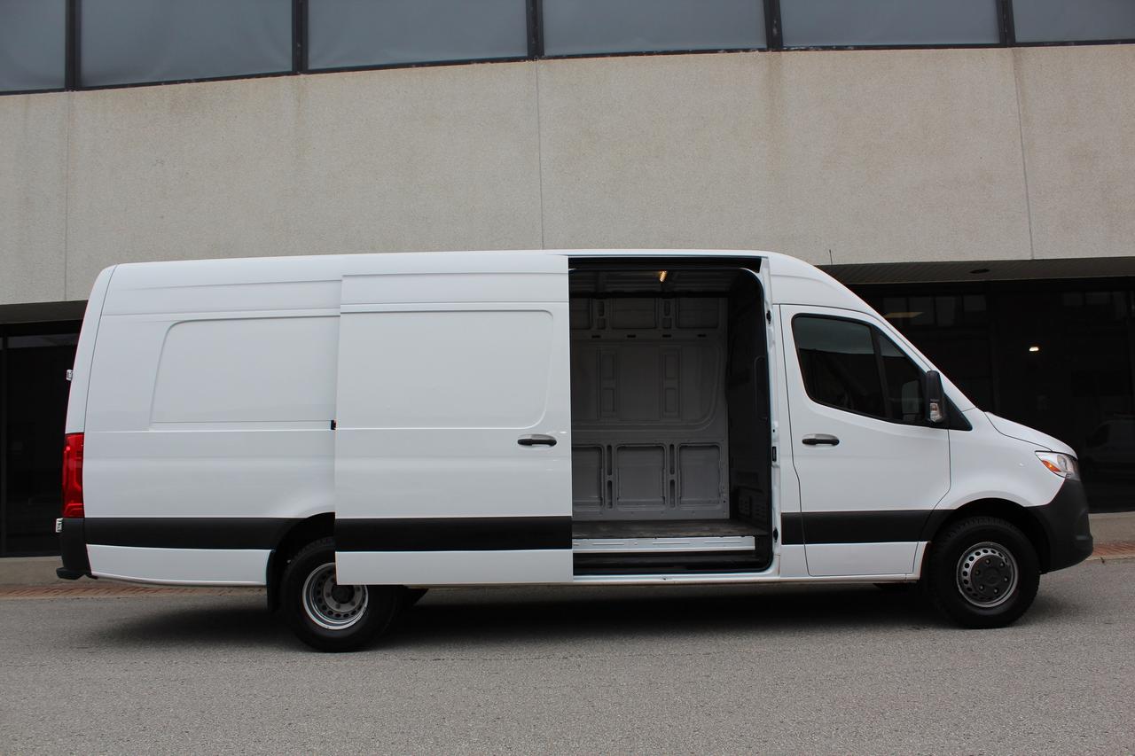 2022 Mercedes-Benz Sprinter 4500 - 177" EXTRA EXTENDED - DUALLYS - DIESEL Photo
