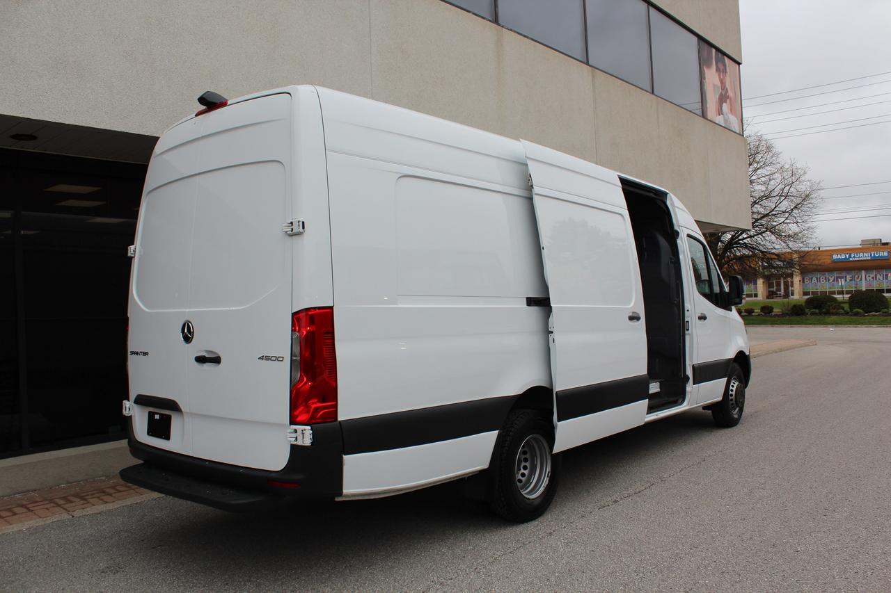 2022 Mercedes-Benz Sprinter 4500 - 177" EXTRA EXTENDED - DUALLYS - DIESEL Photo