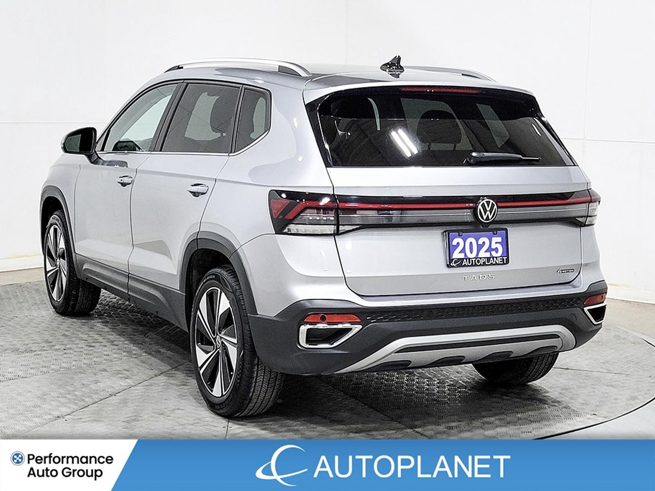 2025 Volkswagen Taos Comfortline AWD, Heated Seats, Apple CarPlay! Photo