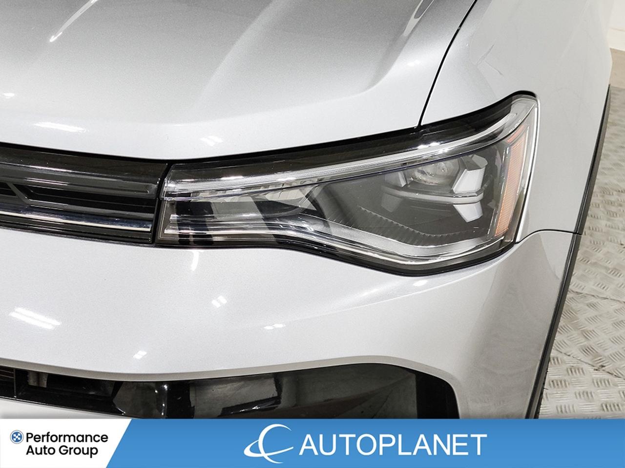 2025 Volkswagen Taos Comfortline AWD, Heated Seats, Apple CarPlay! Photo