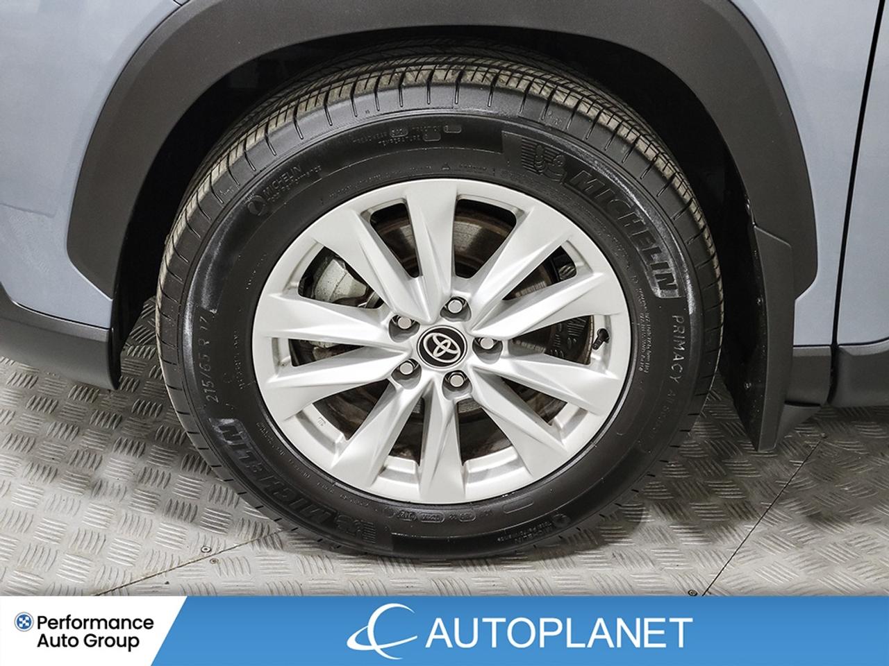 2025 Toyota Corolla Cross LE AWD - FINANCE @$115/WK OR LEASE @$133/WK Photo