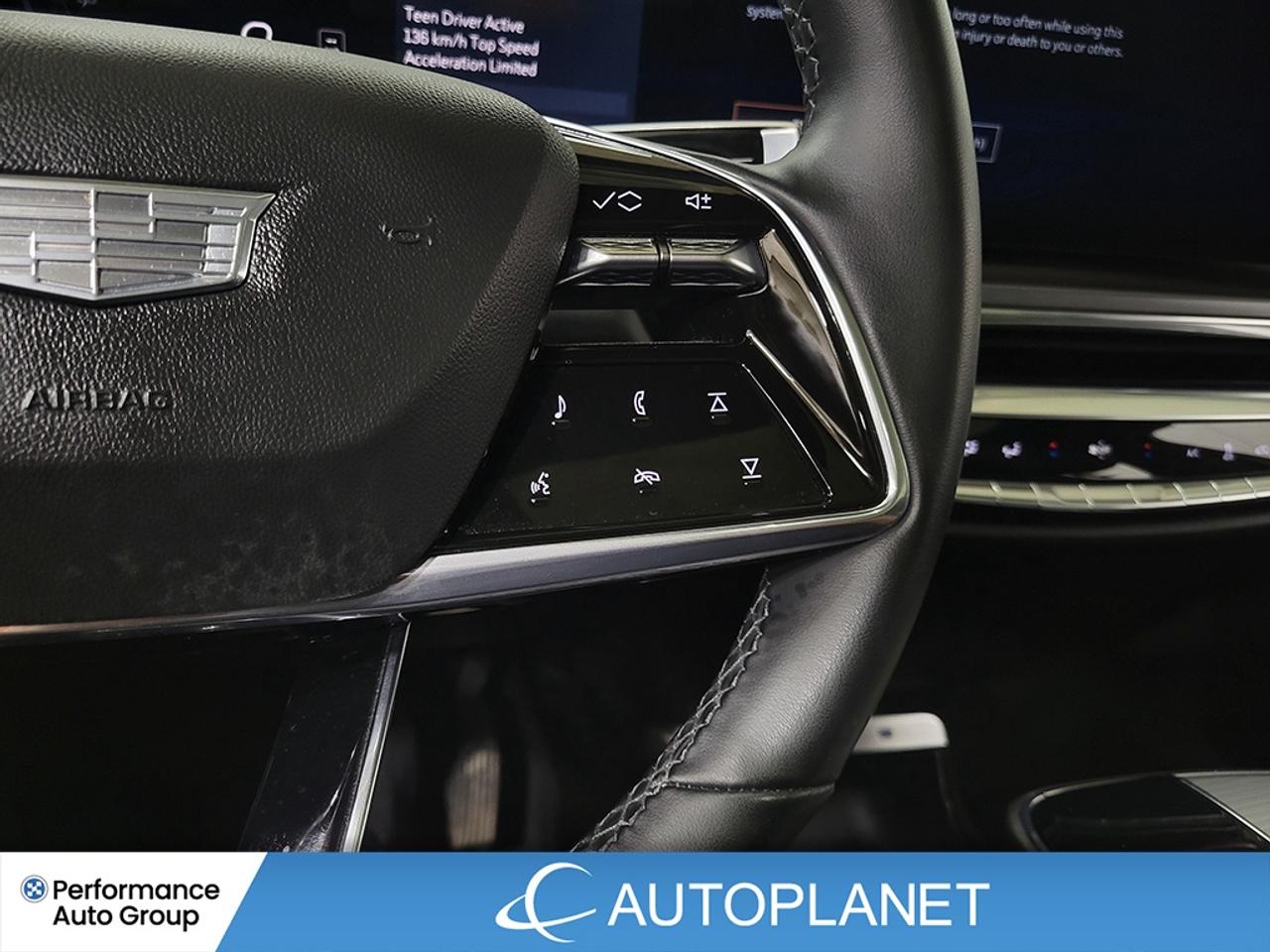 2024 Cadillac LYRIQ Tech AWD, Back Up Cam, 494 Range km (est) Photo