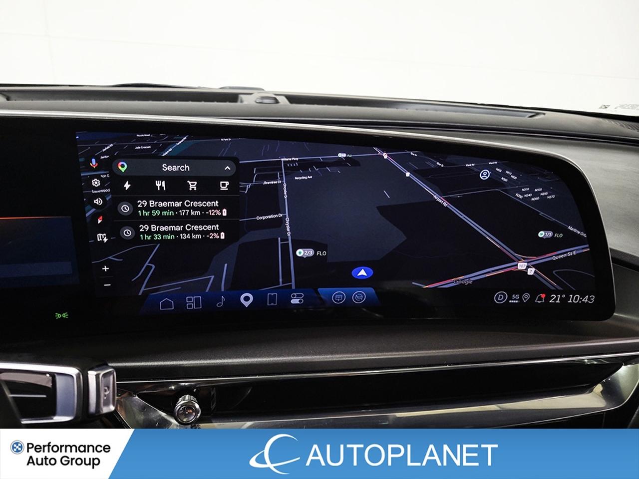 2024 Cadillac LYRIQ Tech AWD, Back Up Cam, 494 Range km (est) Photo
