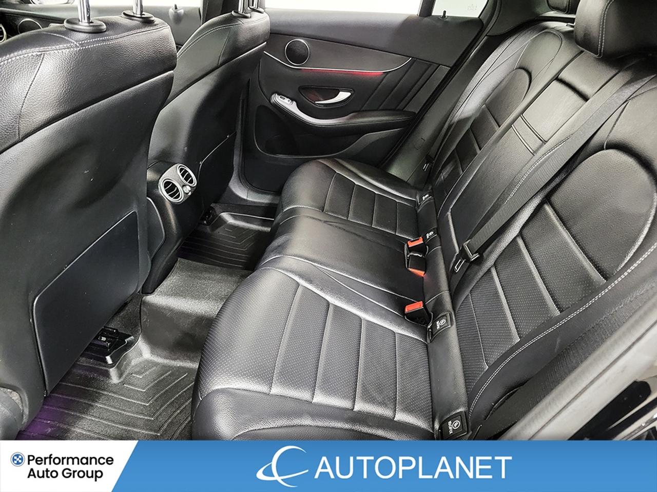 2022 Mercedes-Benz GLC300 4MATIC, Turbo, Pano Roof, Navi, Apple CarPlay! Photo