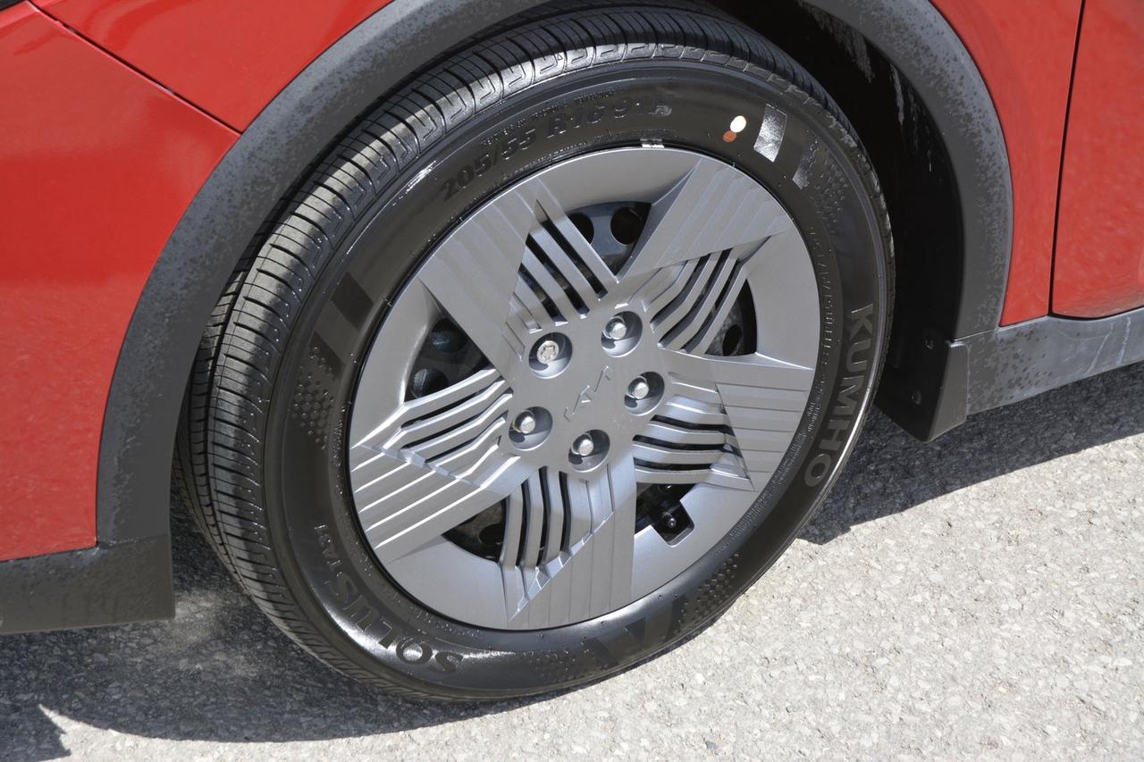 2025 Kia K4 K4 LX Photo
