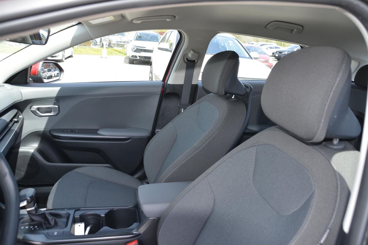 2025 Kia K4 K4 LX Photo