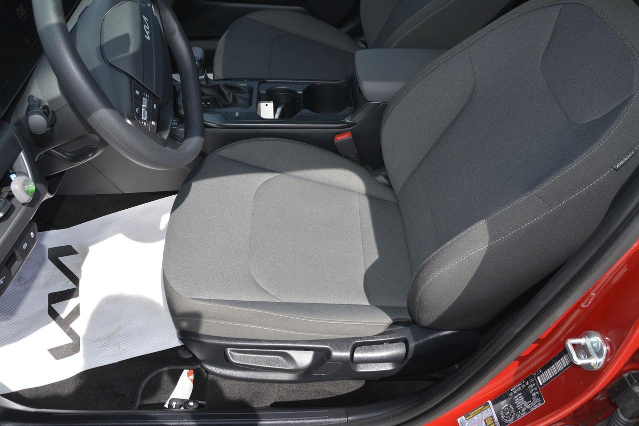 2025 Kia K4 K4 LX Photo
