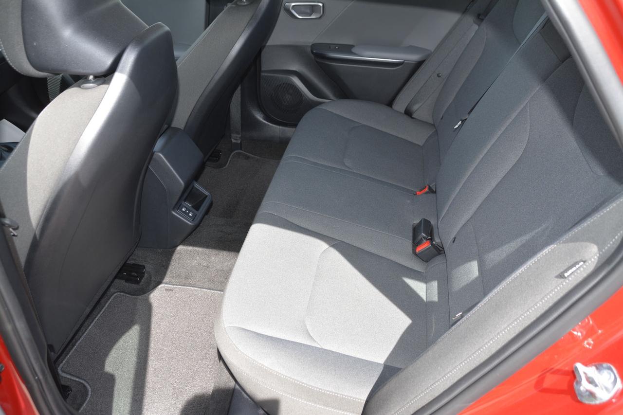 2025 Kia K4 K4 LX Photo