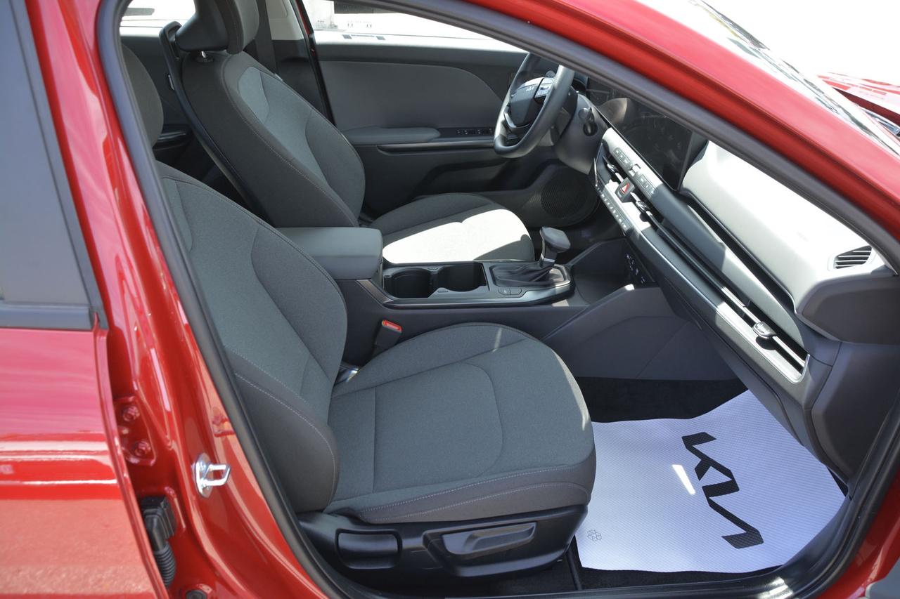 2025 Kia K4 K4 LX Photo