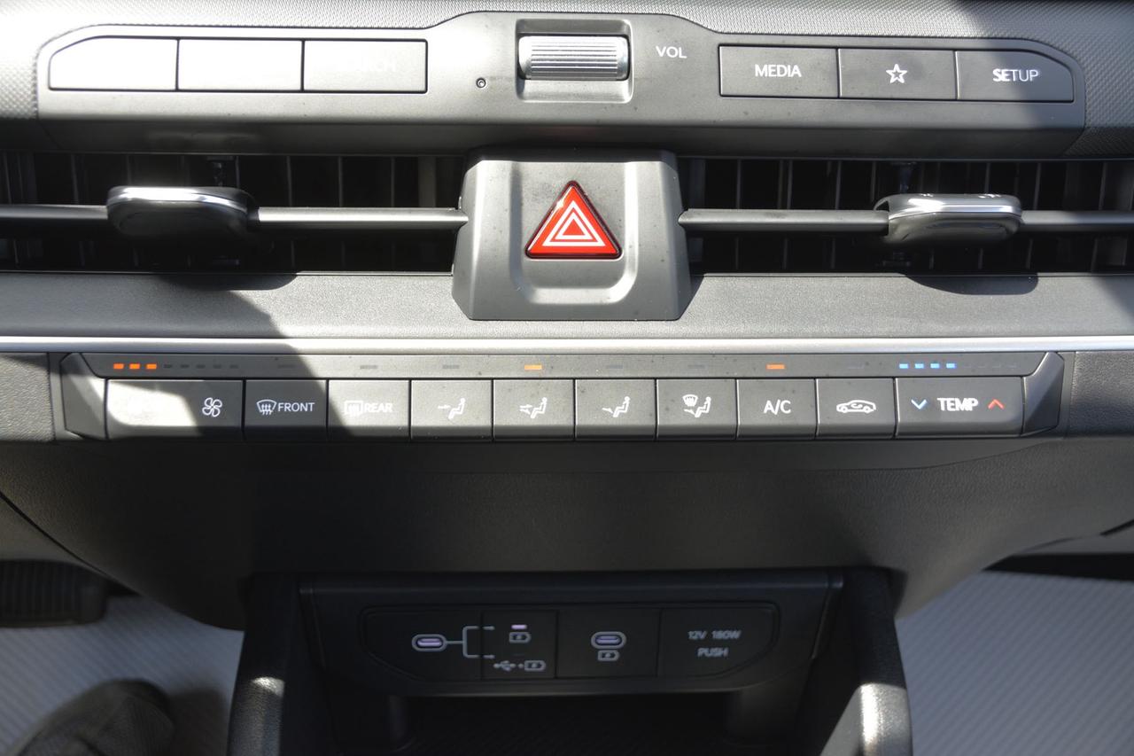 2025 Kia K4 K4 LX Photo
