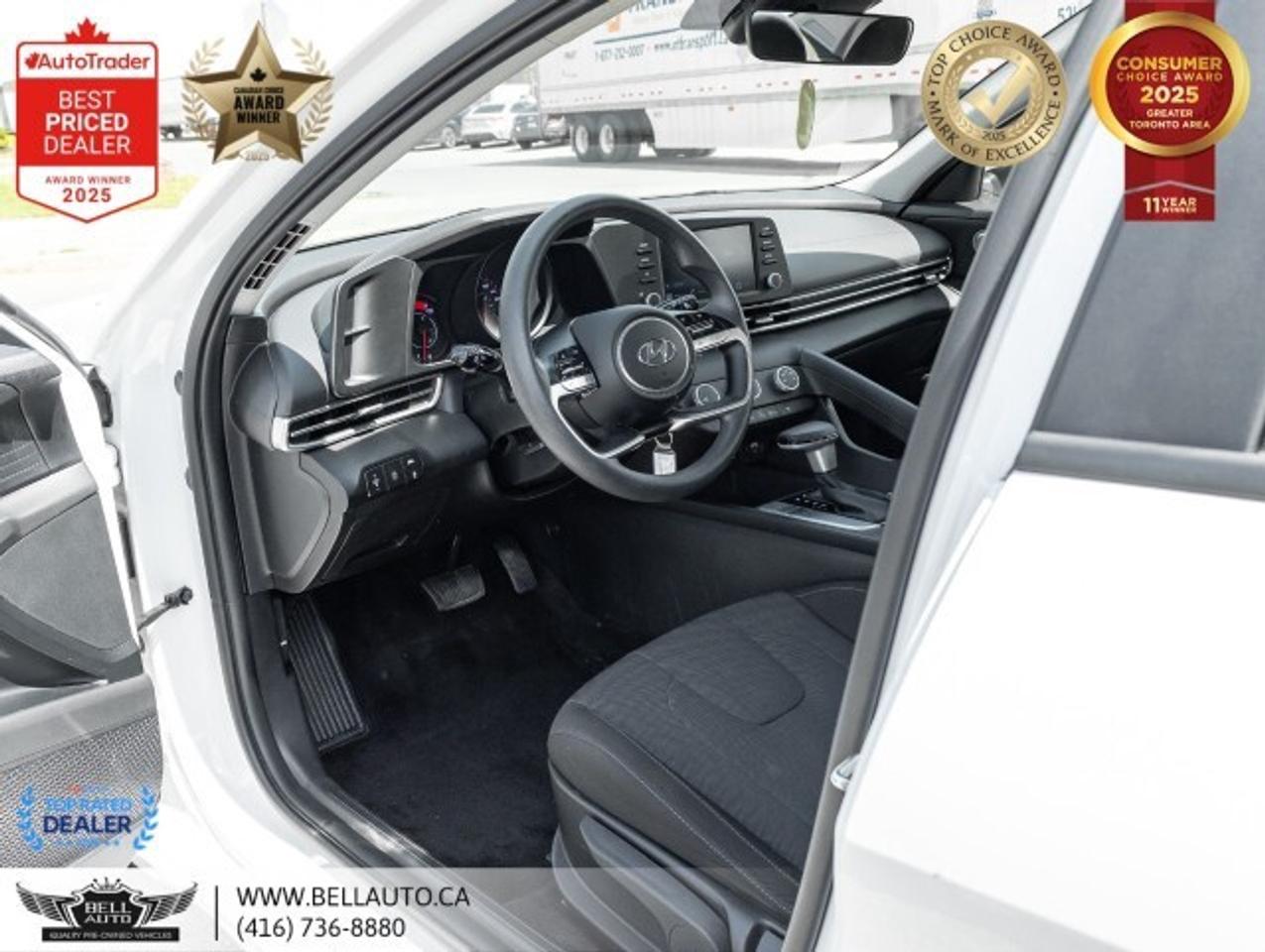 2022 Hyundai Elantra Essential   B.CAM   HTDSEATS   CARPLAY   NOACCIDEN Photo