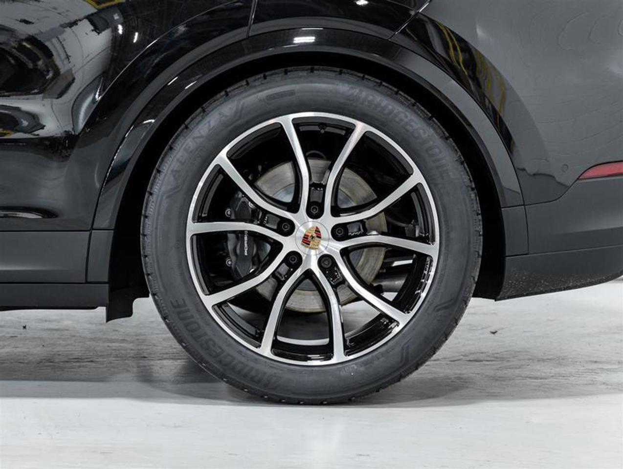 2026 Porsche Cayenne  Photo
