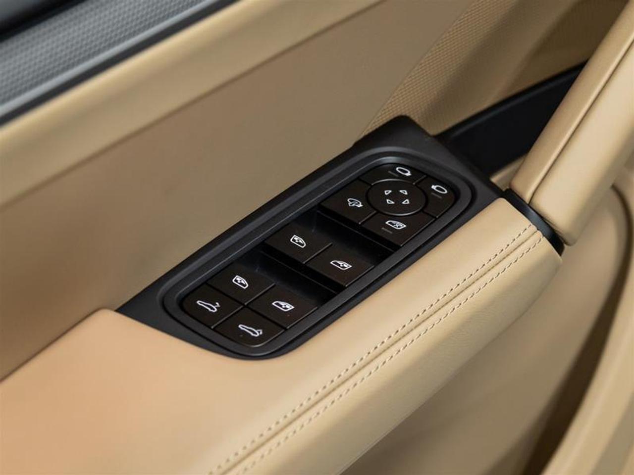 2026 Porsche Cayenne  Photo