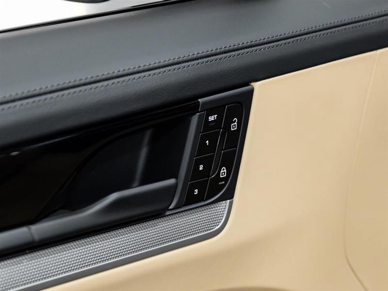 2026 Porsche Cayenne  Photo