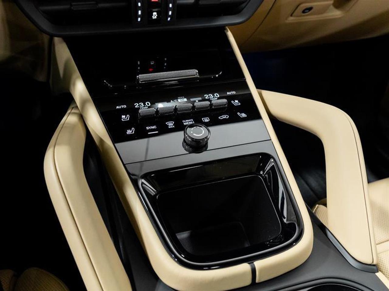 2026 Porsche Cayenne  Photo