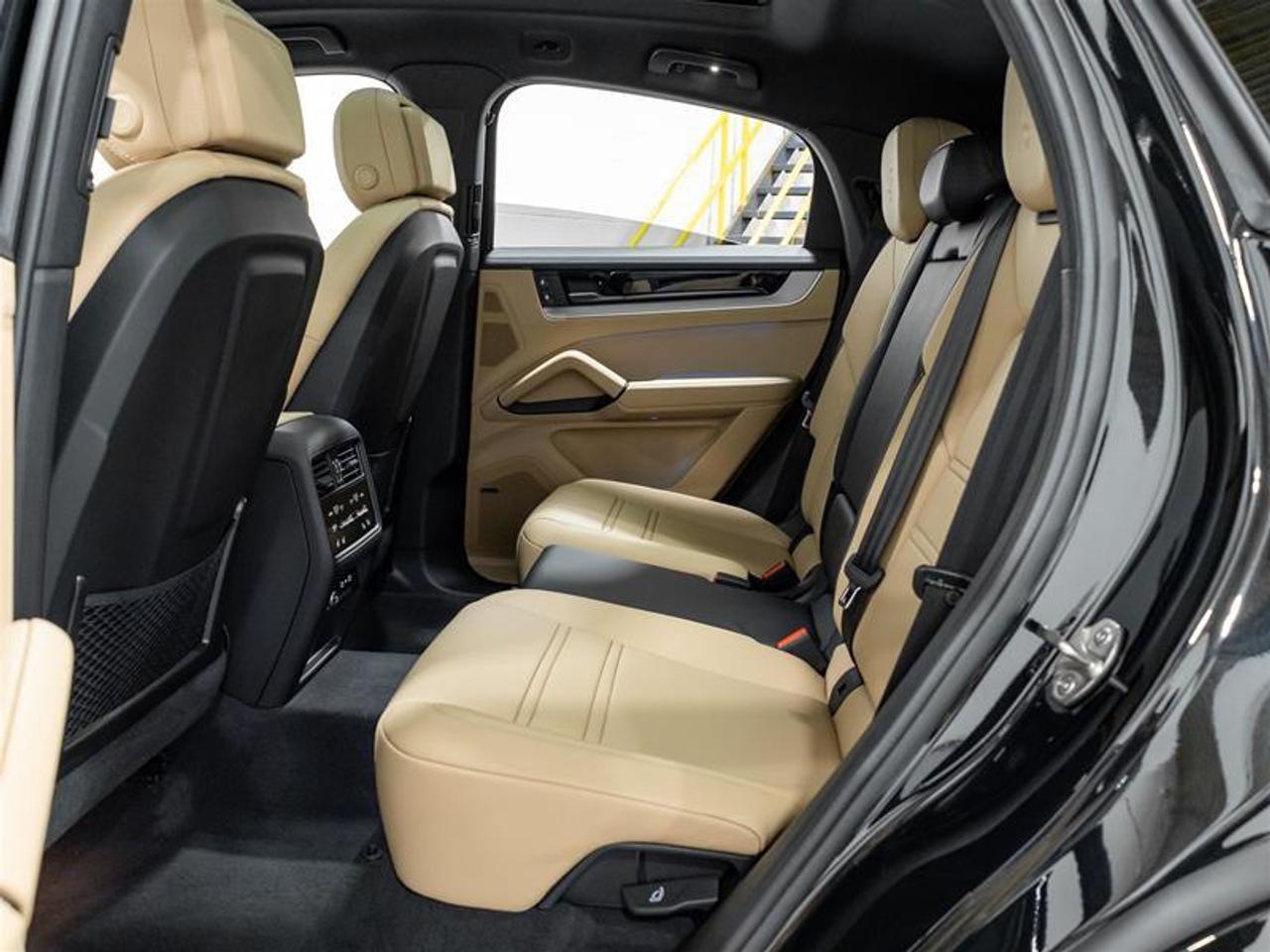 2026 Porsche Cayenne  Photo