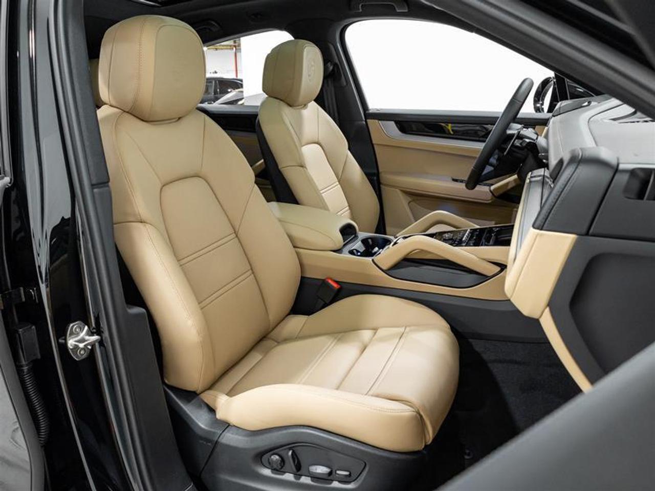 2026 Porsche Cayenne  Photo
