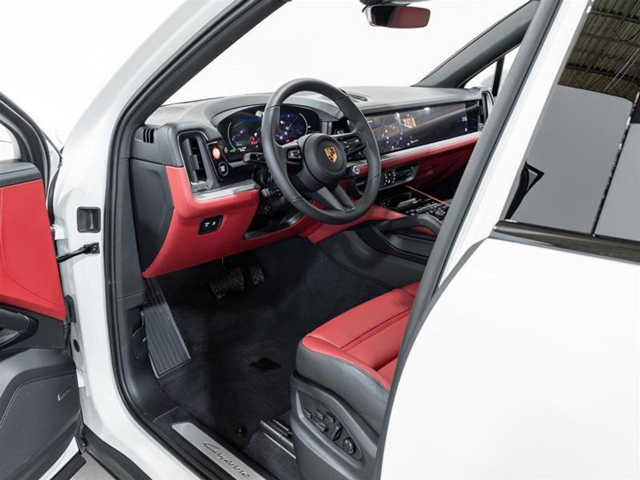 2026 Porsche Cayenne  Photo