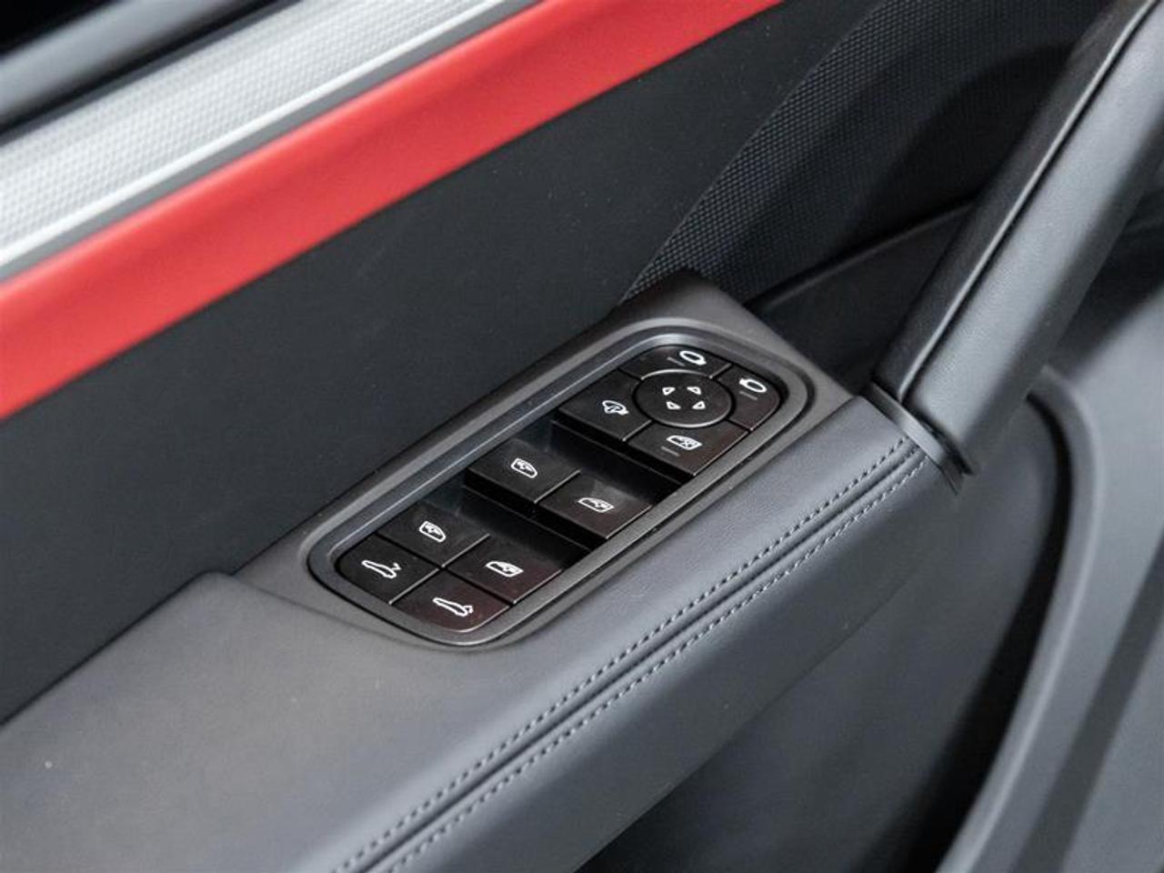 2026 Porsche Cayenne  Photo