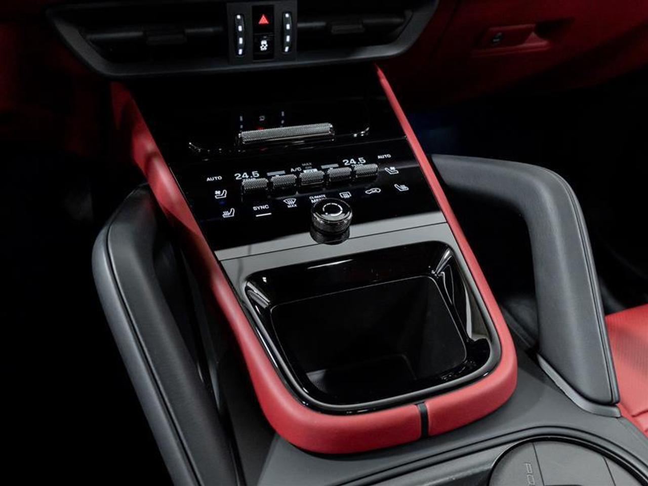 2026 Porsche Cayenne  Photo