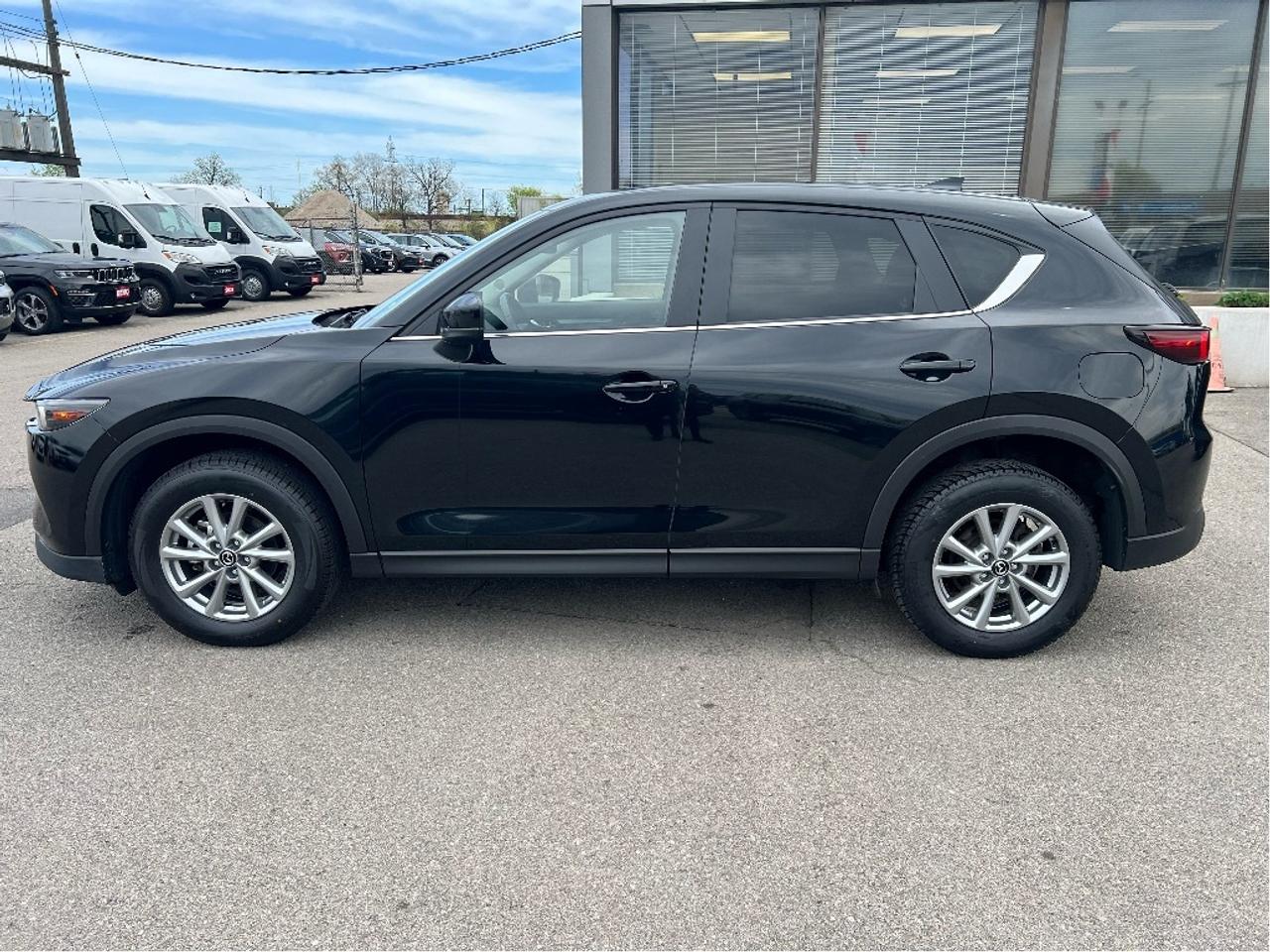 2025 Mazda CX-5 GS AWD *LTHR *PWR SEAT *PWR LIFTGATE *CARPLAY Photo