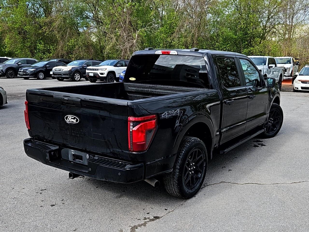 2024 Ford F-150 STX    BLACK APPEARANCE PKG Photo4