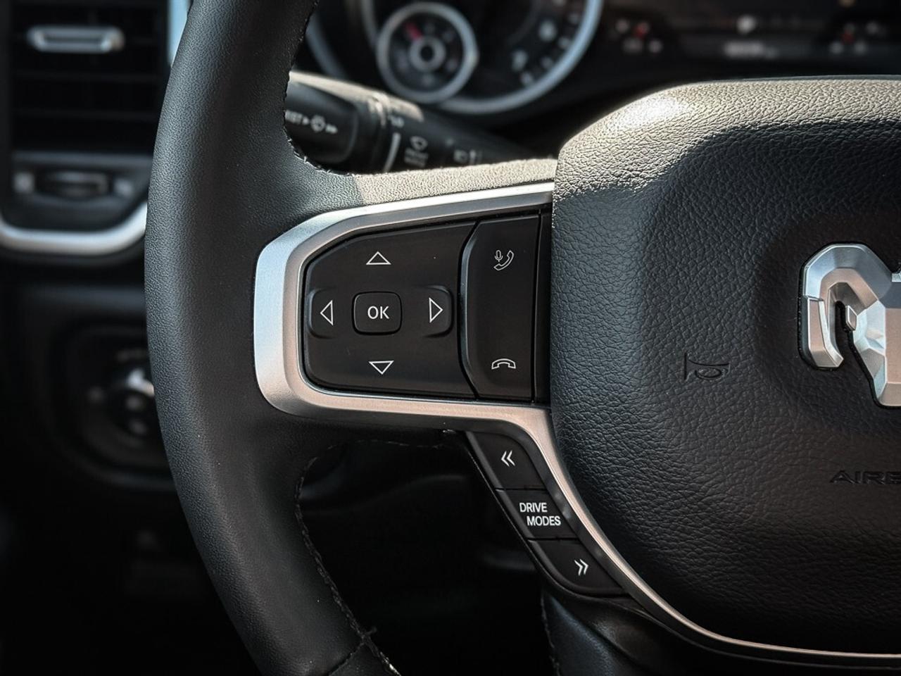 2025 RAM 1500 Big Horn   CREW   LEVEL 2   NIGHT EDITION   HUD Photo