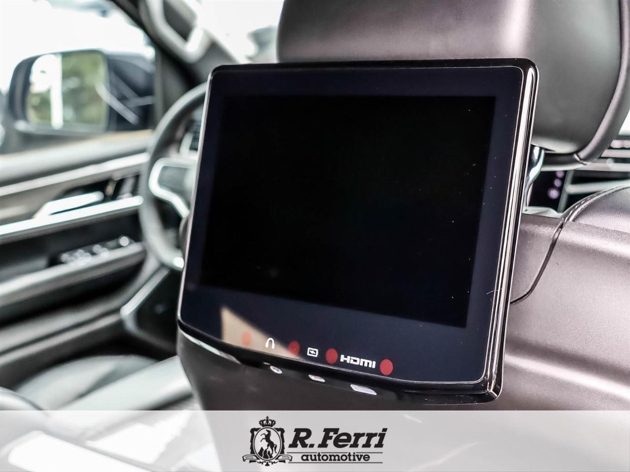 2022 Jeep Wagoneer Series III 4dr 4x4 Photo