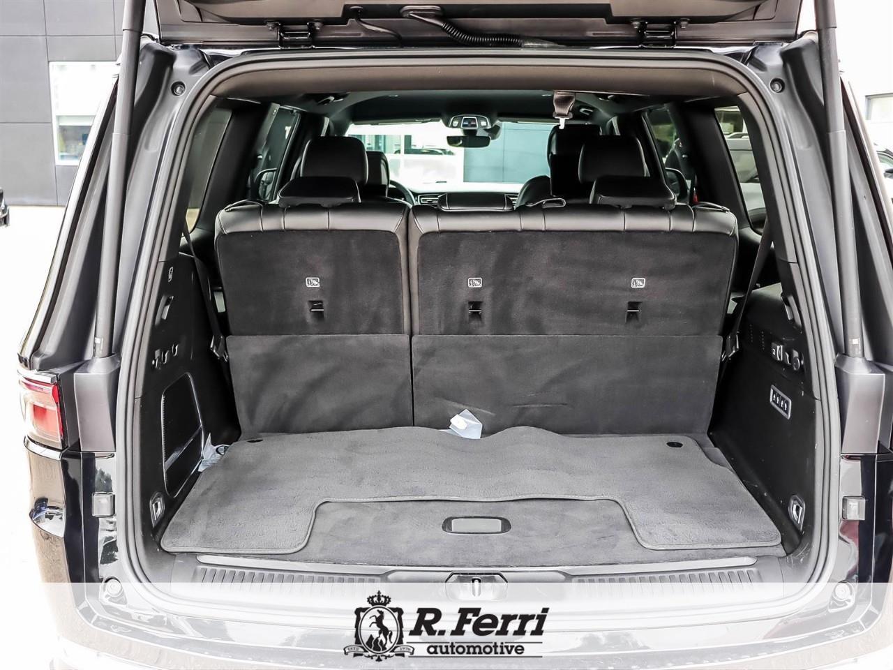 2022 Jeep Wagoneer Series III 4dr 4x4 Photo
