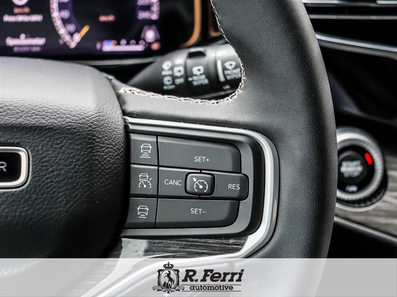 2022 Jeep Wagoneer Series III 4dr 4x4 Photo
