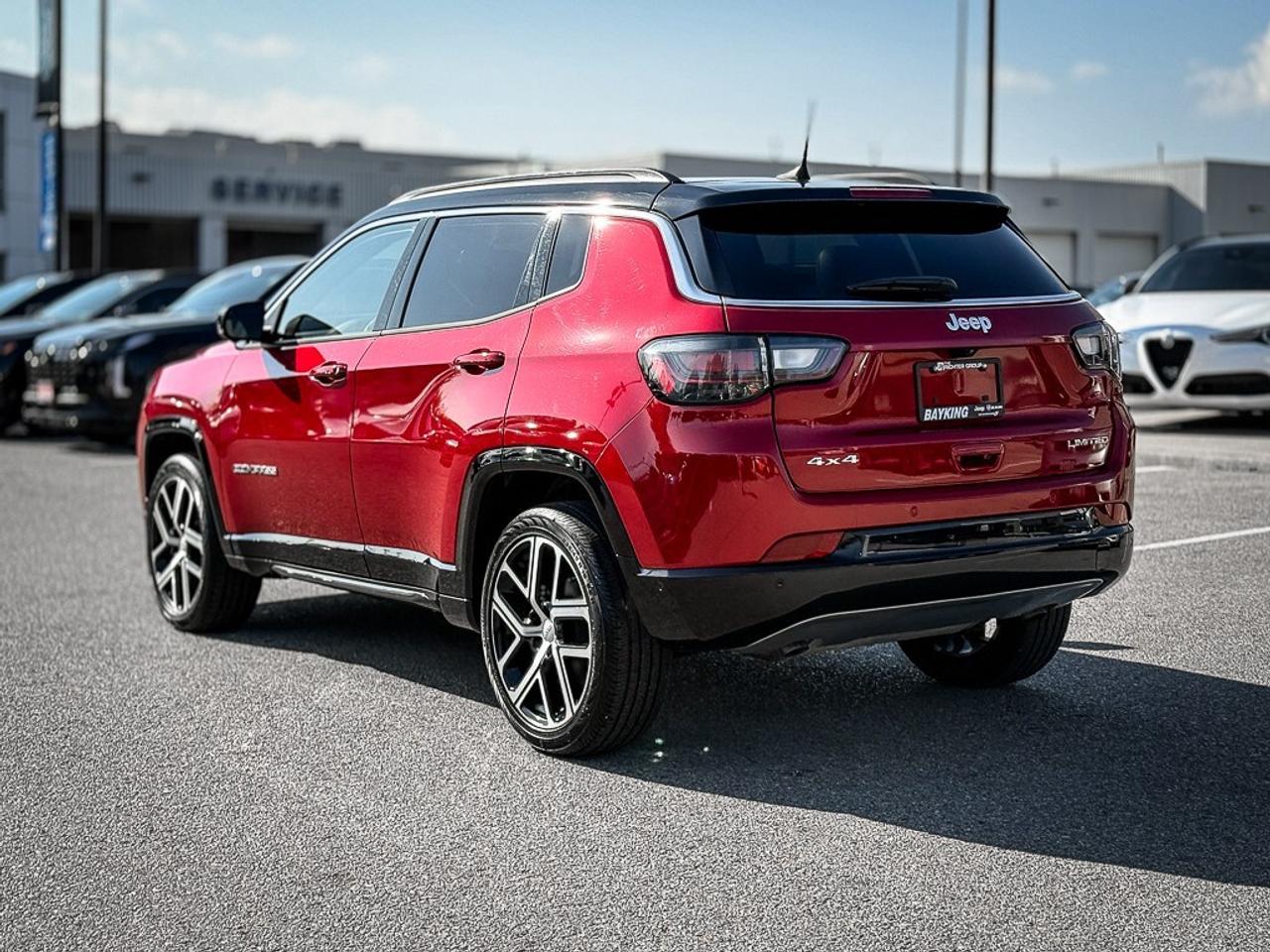 2024 Jeep Compass Limited   ELITE EXTERIOR GROUP   PANO ROOF   ALPIN Photo
