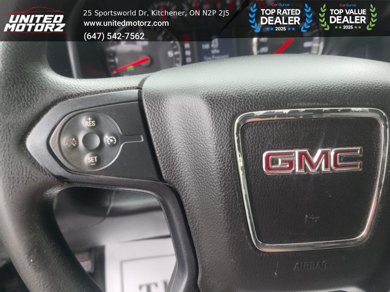 2015 GMC Sierra 1500 4WD CREW CAB~21 SERVICE RECORDS~NO ACCID Photo
