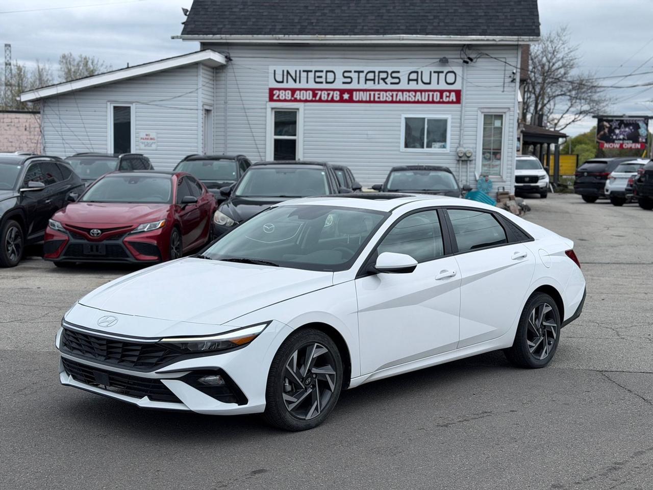 2024 Hyundai Elantra SEL Photo0