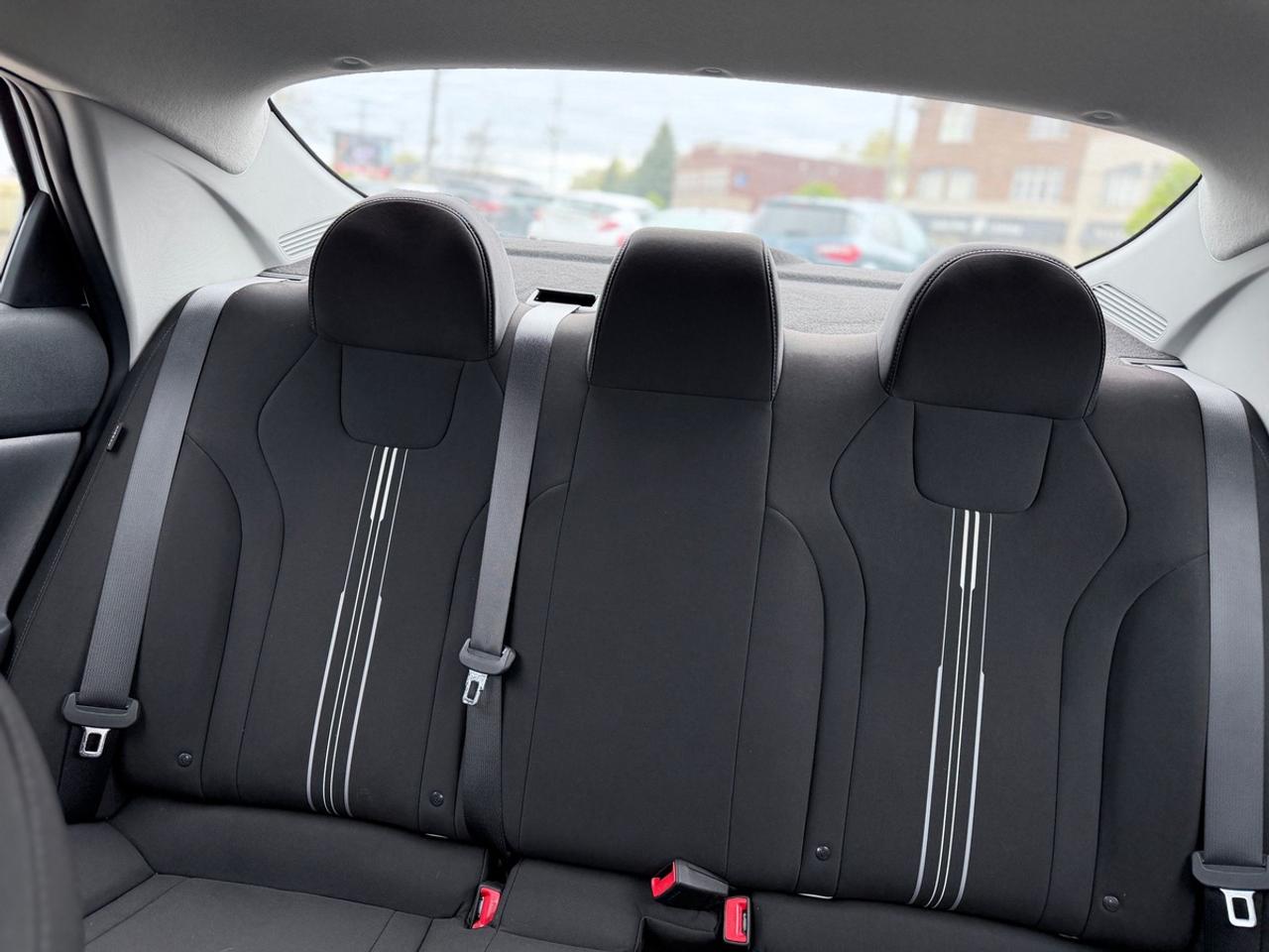 2024 Hyundai Elantra SEL Photo