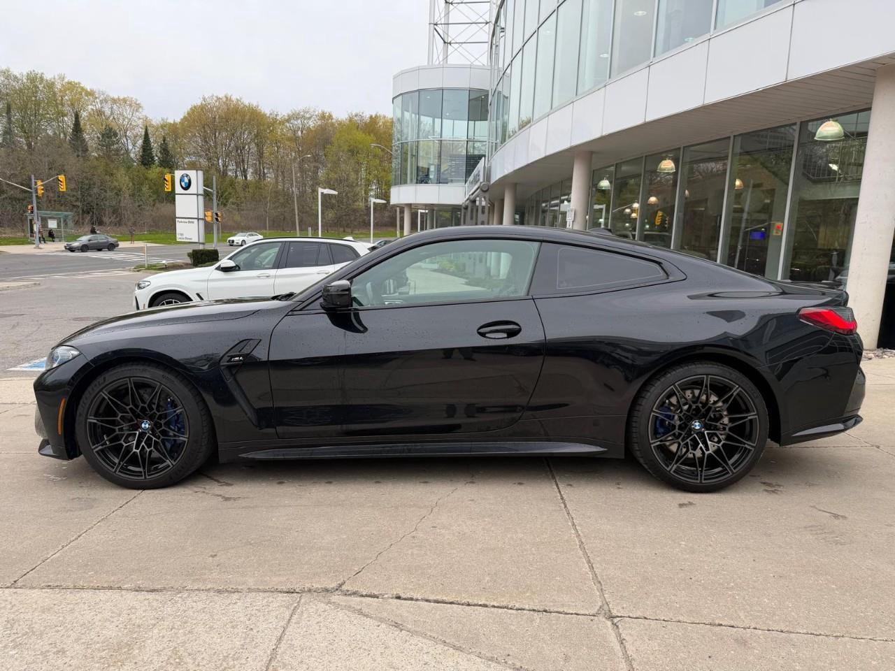 2021 BMW M4 Base 2dr Rear-Wheel Drive Coupe Photo4