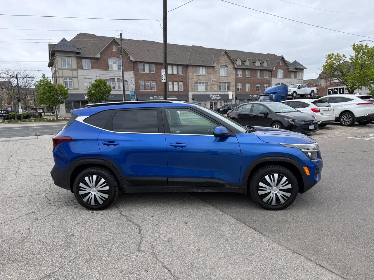 2021 Kia Seltos S Photo