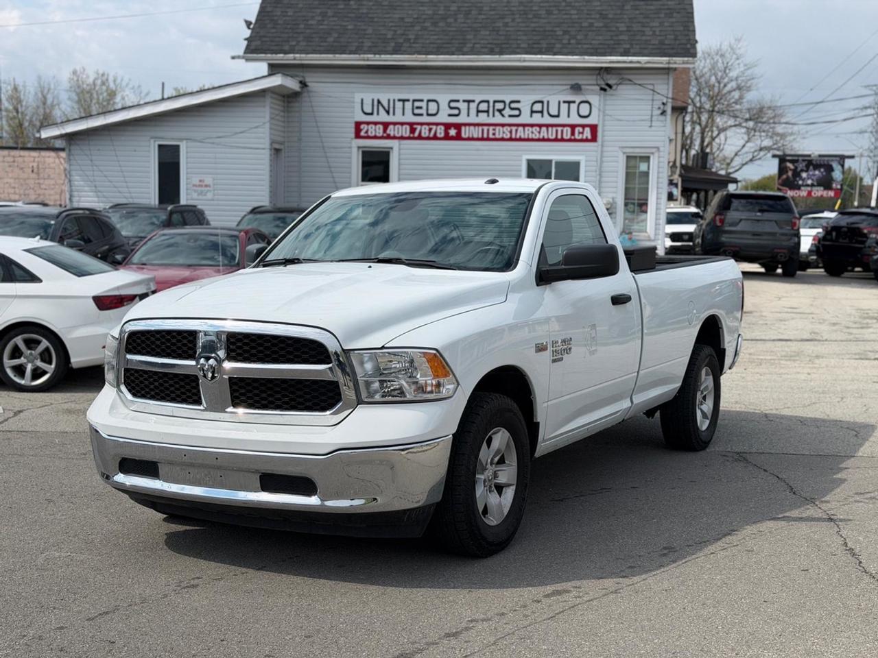 2023 RAM 1500 Classic TRADESMAN Photo0