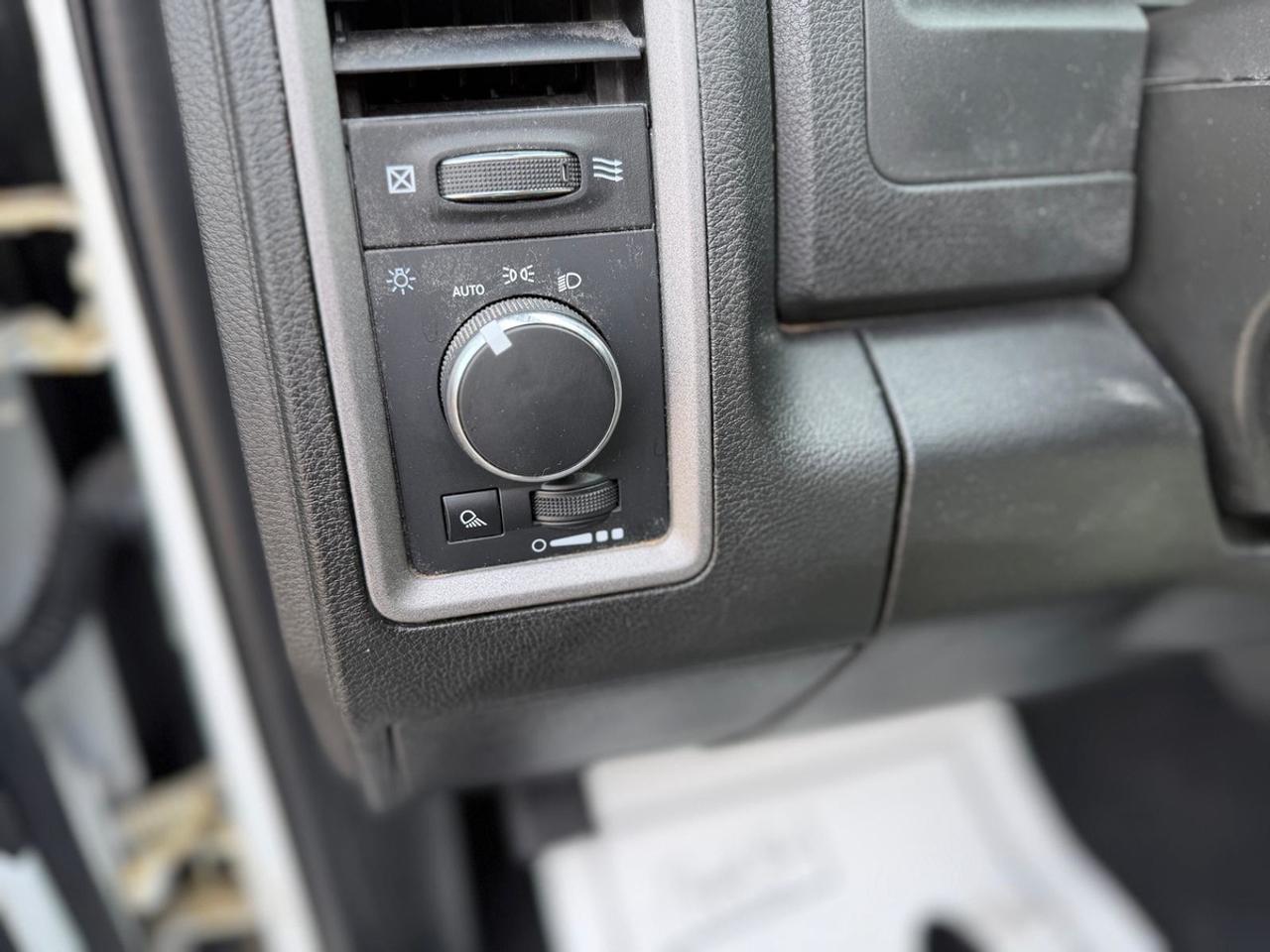 2023 RAM 1500 Classic TRADESMAN Photo