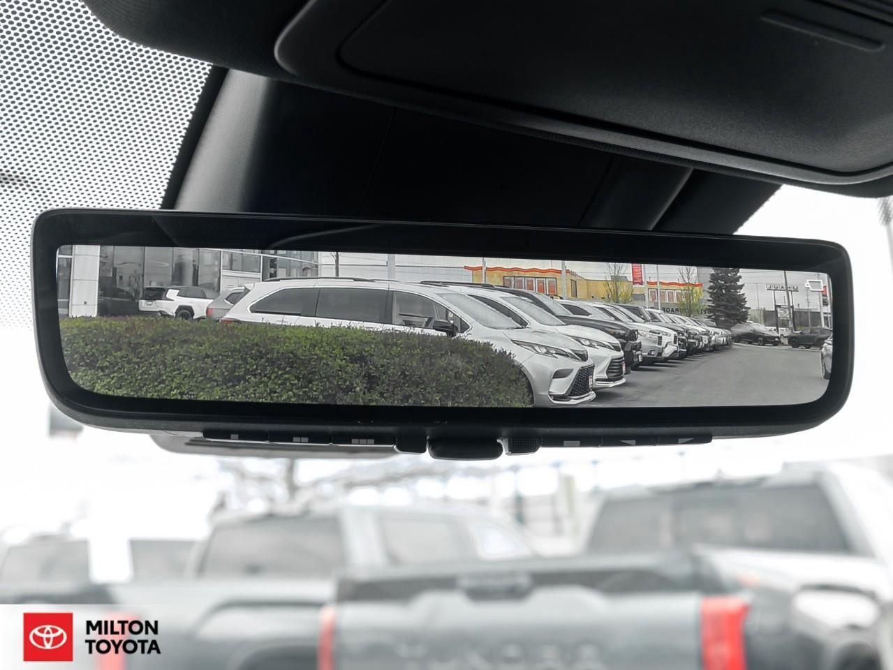 2024 Toyota RAV4 Hybrid JBL AUDIO 10.5 SCREEN LEATHER SUNROOF ONE OWNER NE Photo