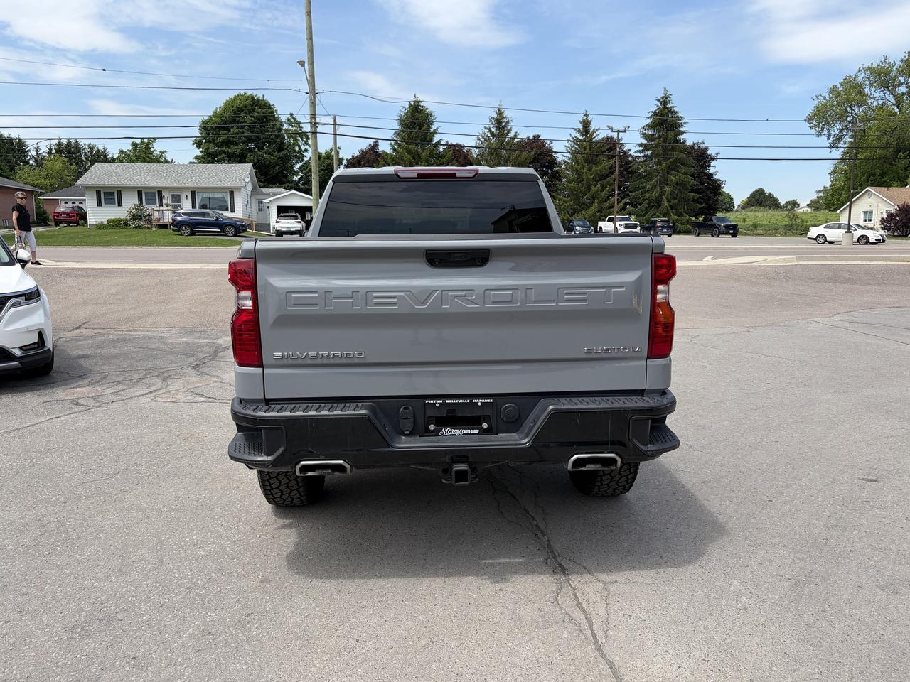 2024 Chevrolet 1500 CUSTOM TRAIL BOSS/4X4/BACK UP CAM/CALL PICTON Photo