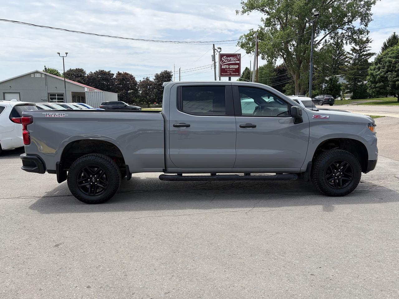 2024 Chevrolet 1500 CUSTOM TRAIL BOSS/4X4/BACK UP CAM/CALL PICTON Photo