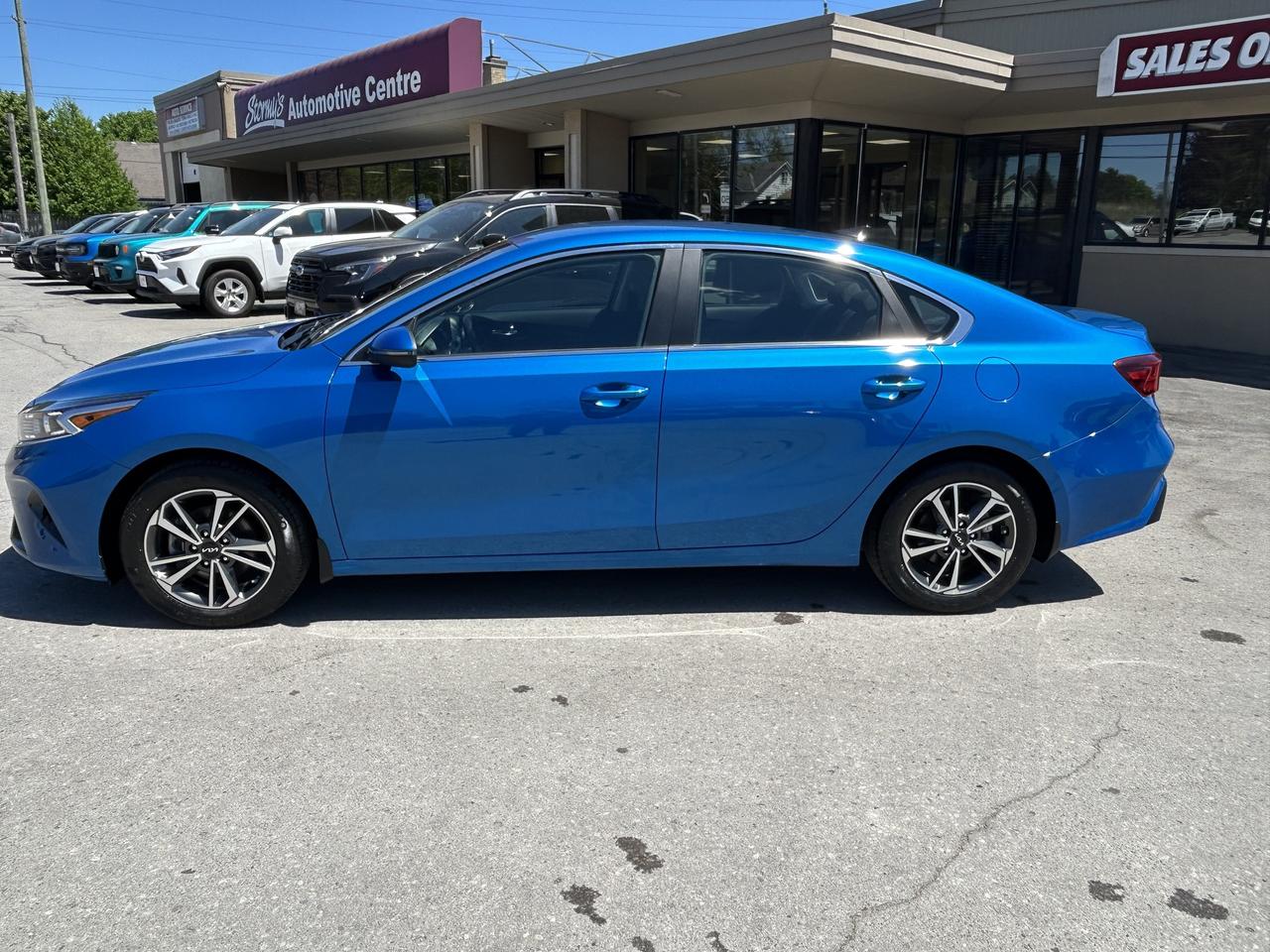 2023 Kia Forte EX/HEATED SEATS/BACK UP CAM/CALL PICTON Photo
