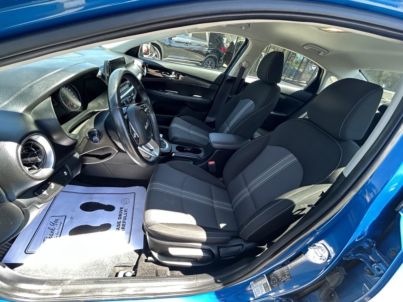 2023 Kia Forte EX/HEATED SEATS/BACK UP CAM/CALL PICTON Photo
