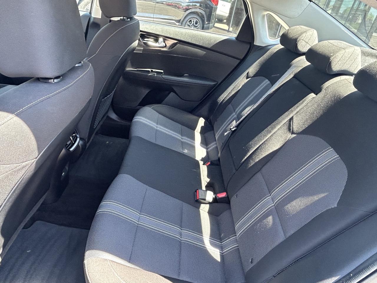 2023 Kia Forte EX/HEATED SEATS/BACK UP CAM/CALL PICTON Photo